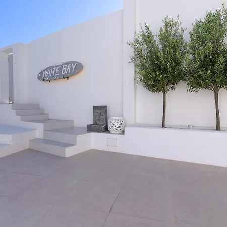 White Bay Villa *