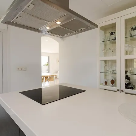 White Bay Villa
